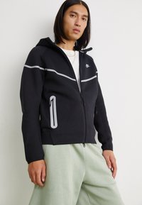 Nike Sportswear TECH FLEECE - Sweatjakke - black