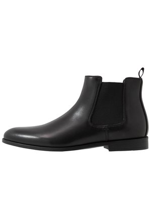 Stiefelette - black