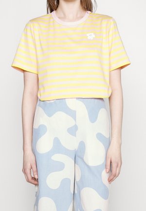 T-shirt imprimé - light yellow