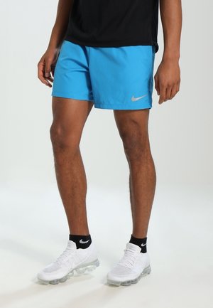 Krótkie spodenki sportowe