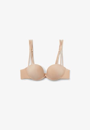 Sostén acolchado color nude con aros, con doble tirante ajustable en los hombros y acabado liso sobre fondo blanco.