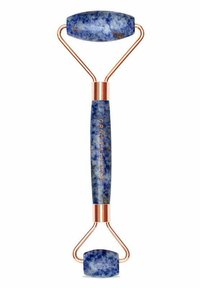 Rullo viso in pietra blu con una texture liscia, dotato di una struttura e manici in metallo color rame, progettato con una estremità arrotondata per versatilità.