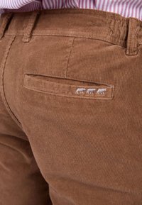 Non sélectionné, brown