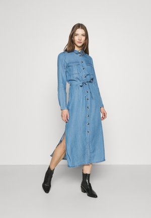 ONLCASI LIFE - Denimové šaty - medium blue