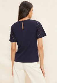 Friends Like These FLUTTER SLEEVE BRODERIE - REGULAR FIT - T-Shirt print - navy blue
