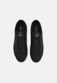 Tommy Hilfiger Sneakers basse - black