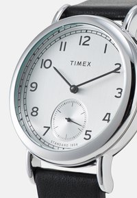 Timex STANDARD - Cronografo - black/silver-coloured