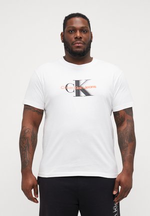 Calvin Klein Jeans PLUS MONOLOGO SHIFT TEE - Print T-shirt - bright white