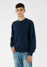 ACANFORA - Sweter