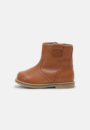 COPER WINTER - Obuwie do nauki chodzenia - cognac