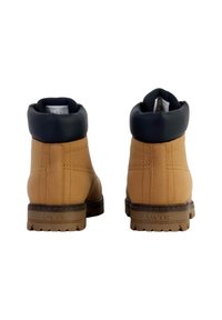 Levi's® NEW FORREST - Botines con cordones - camel marine