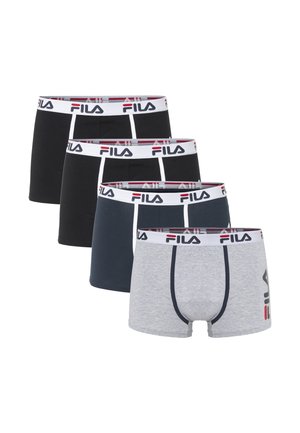 Fire par herreboxershorts i sort, navy og grå med hvide linninger med FILA-logo i sort og rødt.
