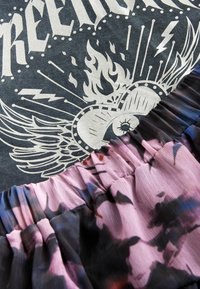 Next REGULAR FIT GRAPHIC  SET - Fustă în formă de A - grey purple