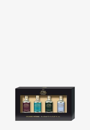 Set aus vier 8-ml-Flaschen Acqua Colonia Intense Eau de Cologne in dunkler Verpackung, jede mit verschiedenen Duftnamen und Farben beschriftet.