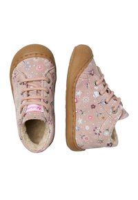Scarpe per bambini con motivo floreale rosa, dotate di una morbida fodera interna, suole in gomma e un design con lacci e punte tonde.