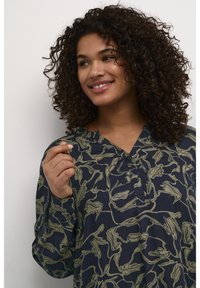 Kaffe Curve KCMILANA - Jurk - brindle midnight print