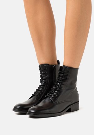 LEATHER - Snørestøvletter - black