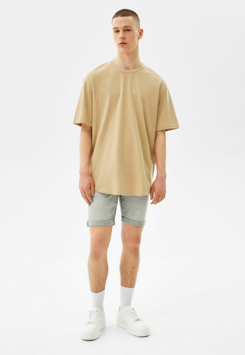 Herren Skinny Fit | Bershka BERMUDA Jeans Shorts mottled dark grey/dunkelgrau-meliert - XQ34414 Herren Skinny Fit | Bershka BERMUDA Jeans Shorts mottled dark grey/dunkelgrau-meliert - XQ34414