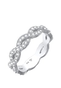 Sølvring med snoet design, udsmykket med små klare krystaller. Glat inderside med "925" stemplet for ægthed.
