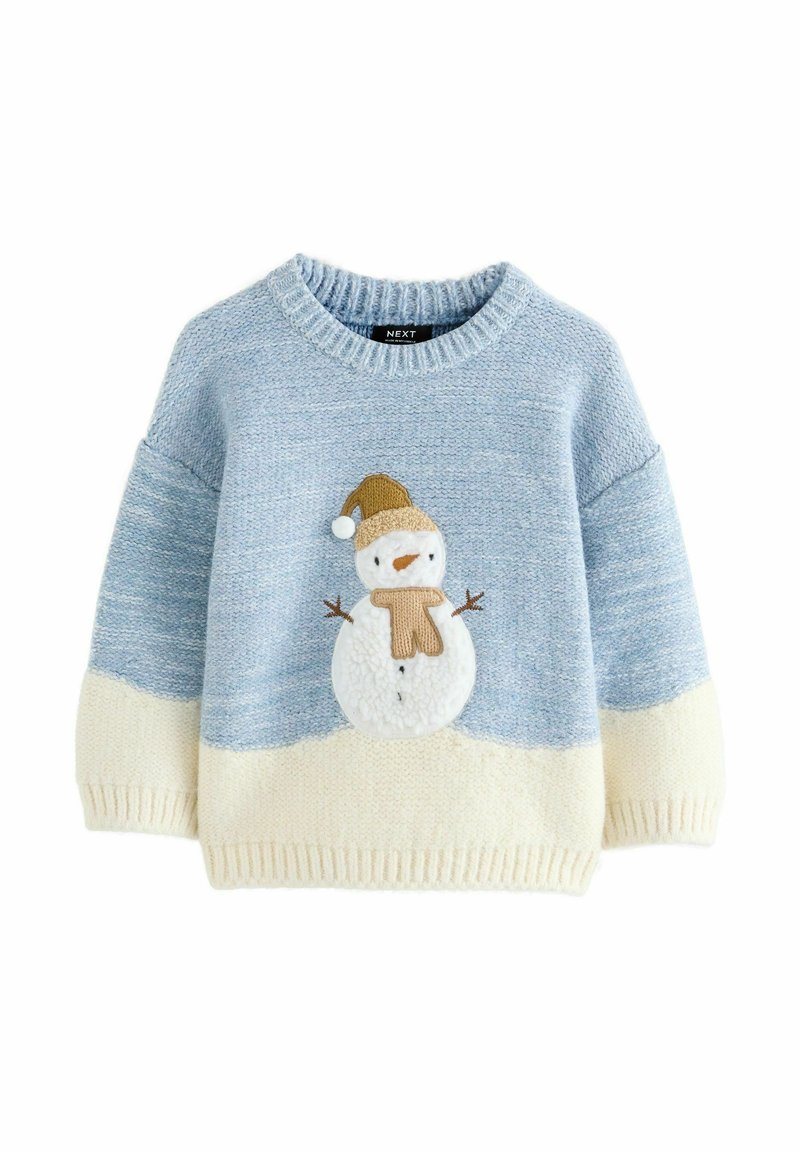 Pull en tricot avec un corps bleu clair, un ourlet crème et une appliqué de bonhomme de neige portant un chapeau et une écharpe bruns. Col et poignets côtelés.