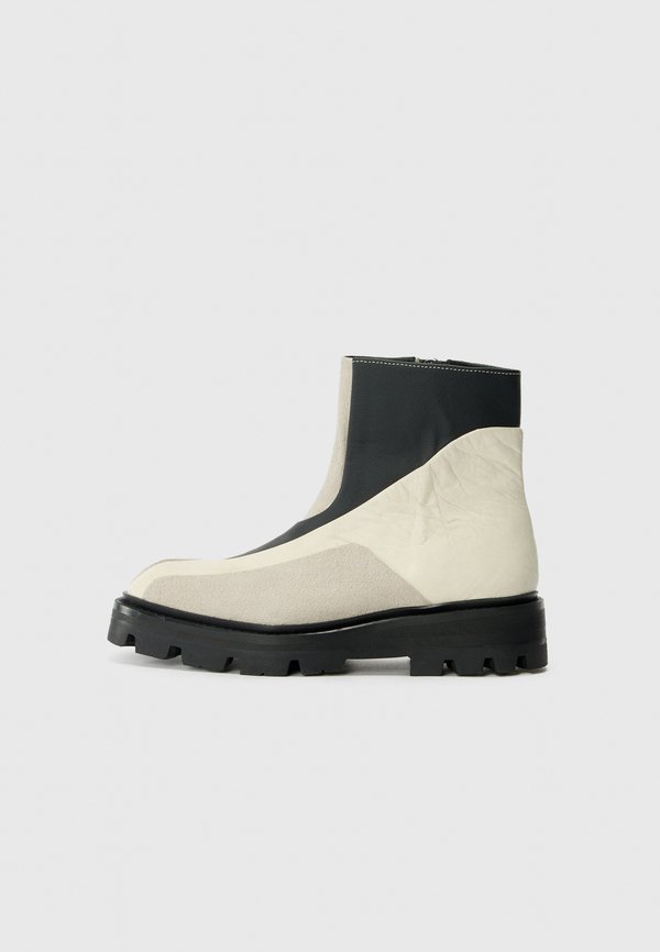 ARAS UNISEX - Classic ankle boots - yeso alva mix