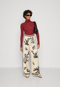 Malina BELLA PALAZZO PANTS - Hlače - white