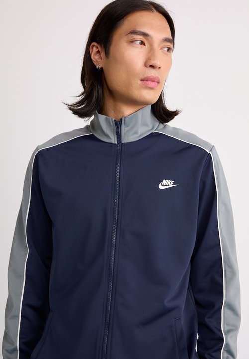 Nike Sportswear Club Poly-Knit Tracksuit Jacket 'Obsidian Smoke Grey' — foto 4