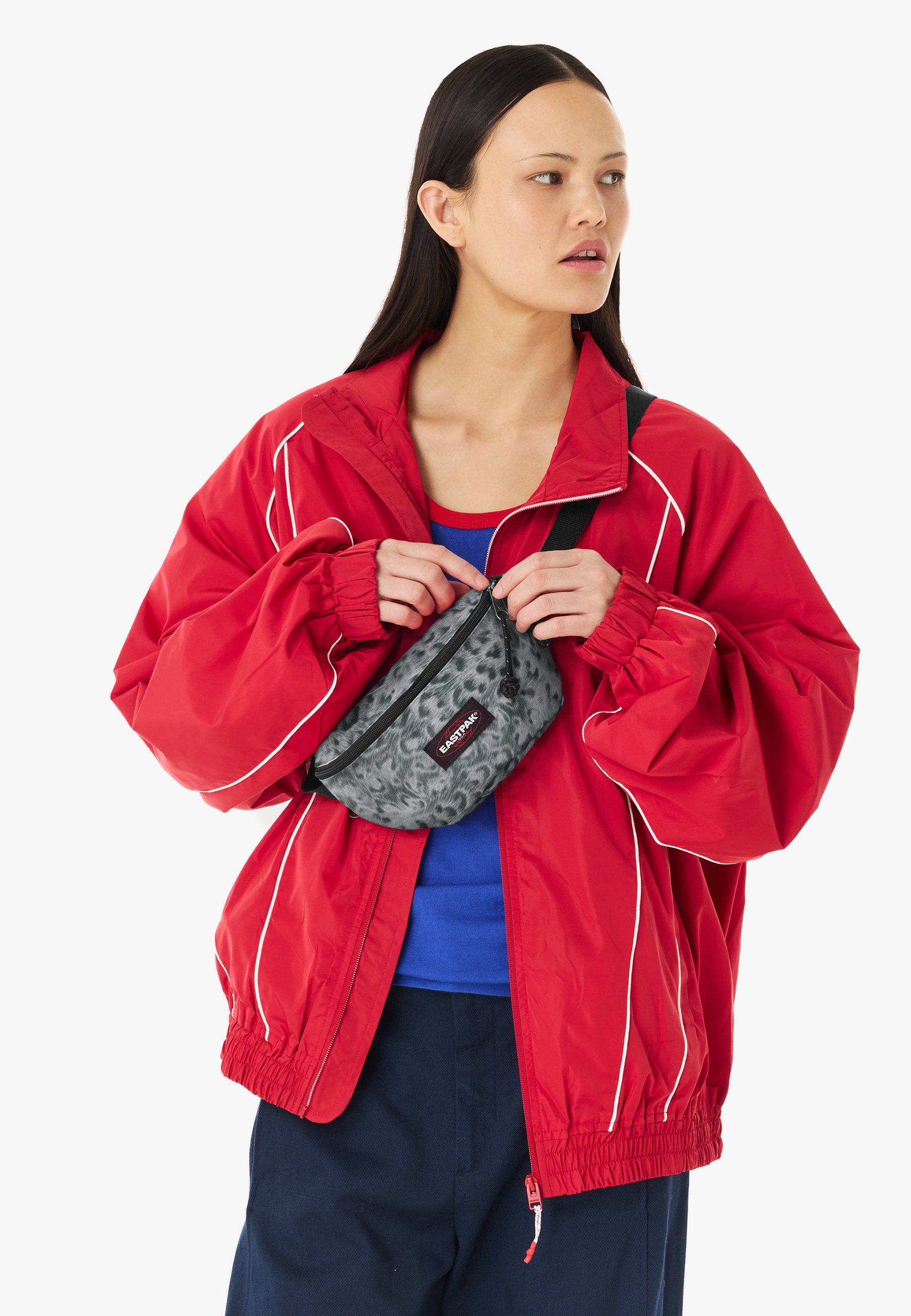 Eastpak 스프링거 유니섹스 크로스바디백