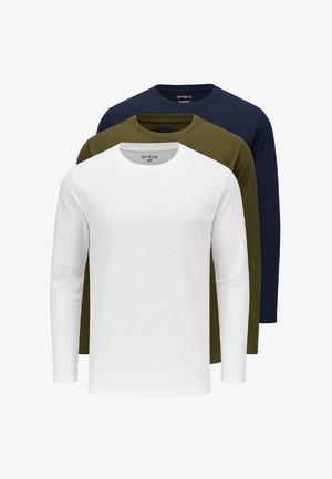 Magliette a maniche lunghe in confezione da tre: bianca, verde oliva e blu navy. Realizzate in cotone, presentano colli tondi e vestibilità standard.