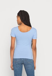 Pieces PCKITTE - T-shirt básica - vista blue