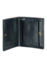 Billetera de cuero negro tipo bifold abierta que muestra múltiples ranuras para tarjetas y un bolsillo para monedas con cierre a presión en el lado derecho.