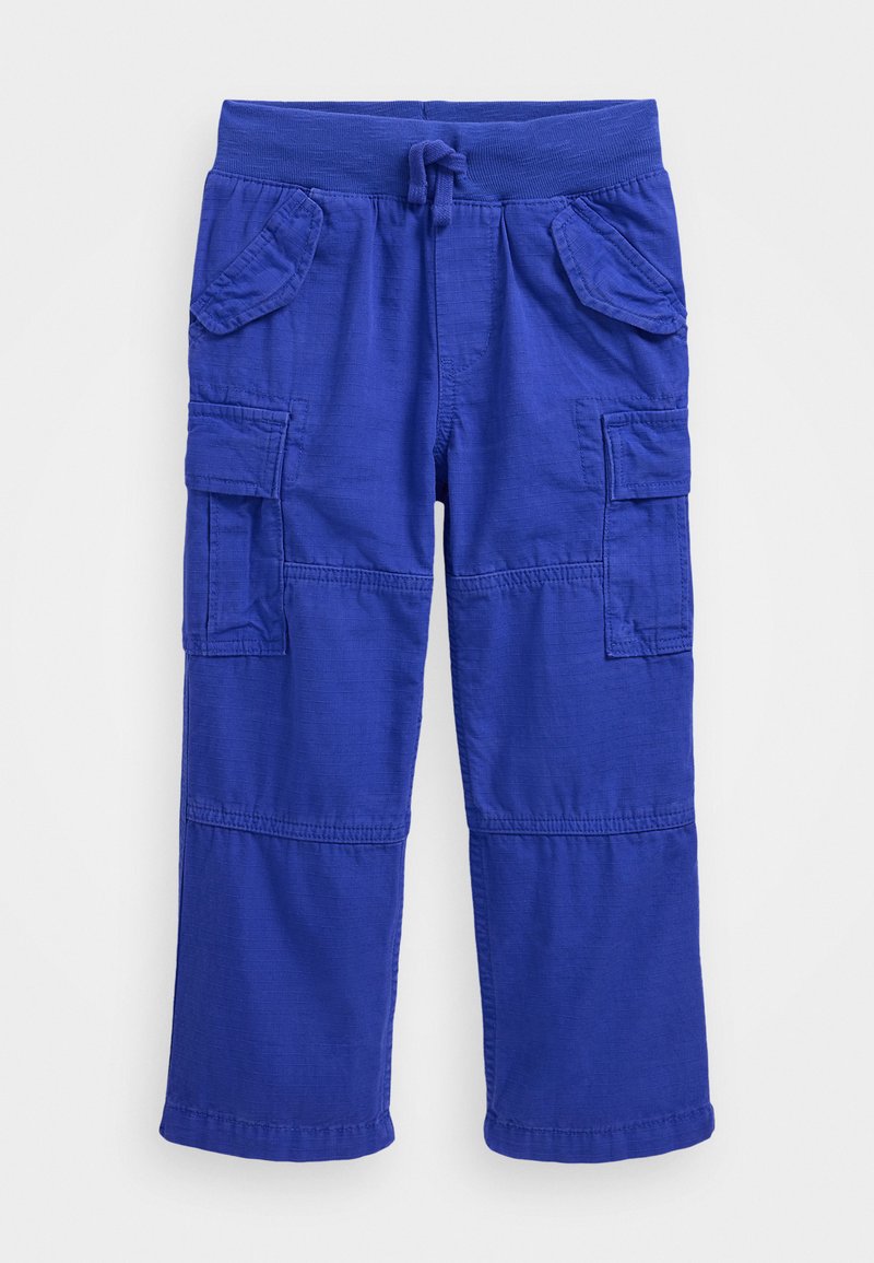 Pantalones cargo azul con cintura ajustable, dos bolsillos laterales y dos bolsillos cargo. Confeccionados en tejido texturizado. Largo recortado.