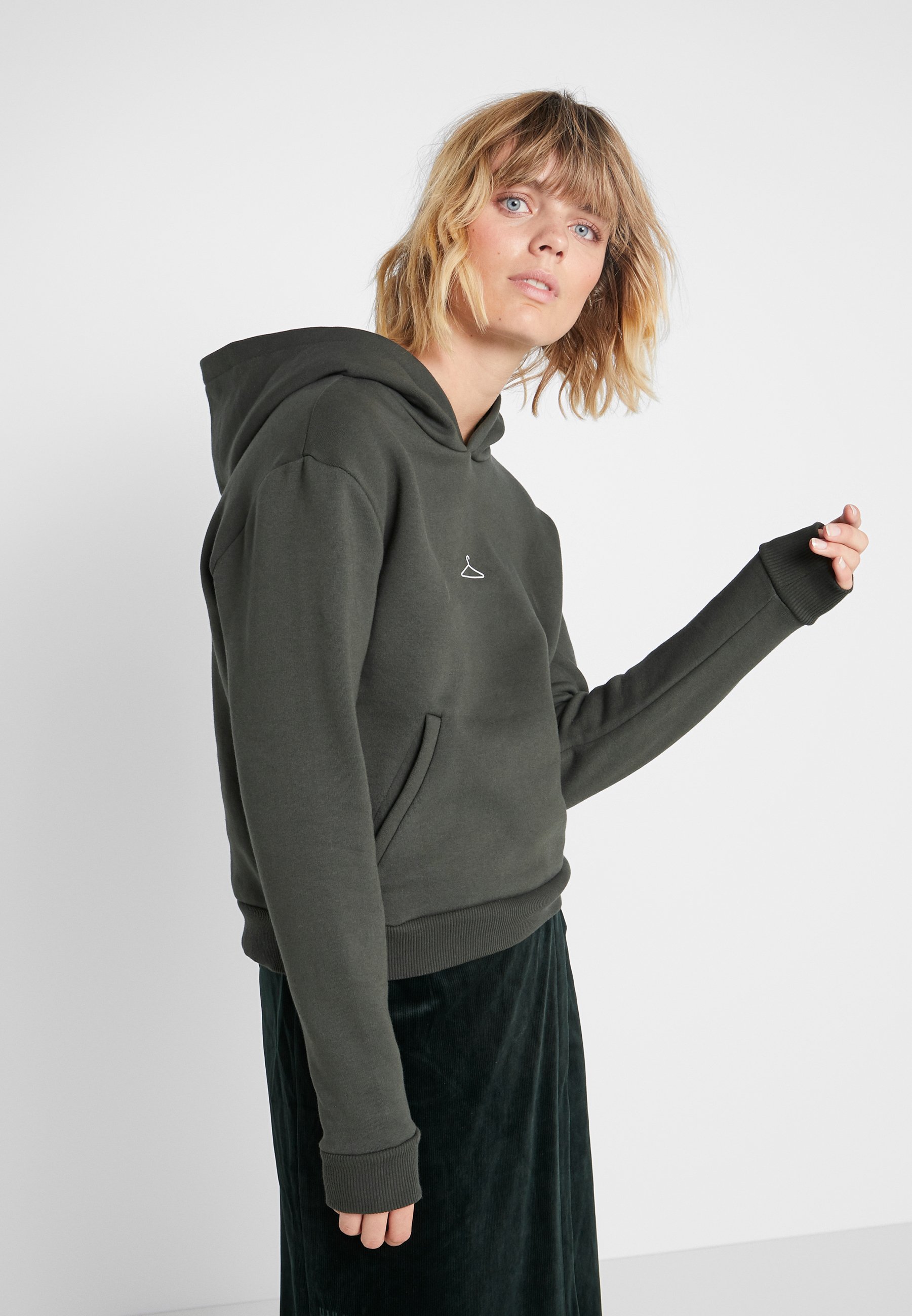 Holzweiler HANG ON - Hoodie - army/dark green - Zalando.de