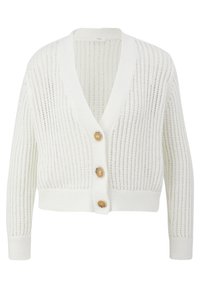 Vit, stickad cardigan med V-ringning, tre bruna knappar och en cropped design. Ribbad textur och långa ärmar förstärker strukturen.