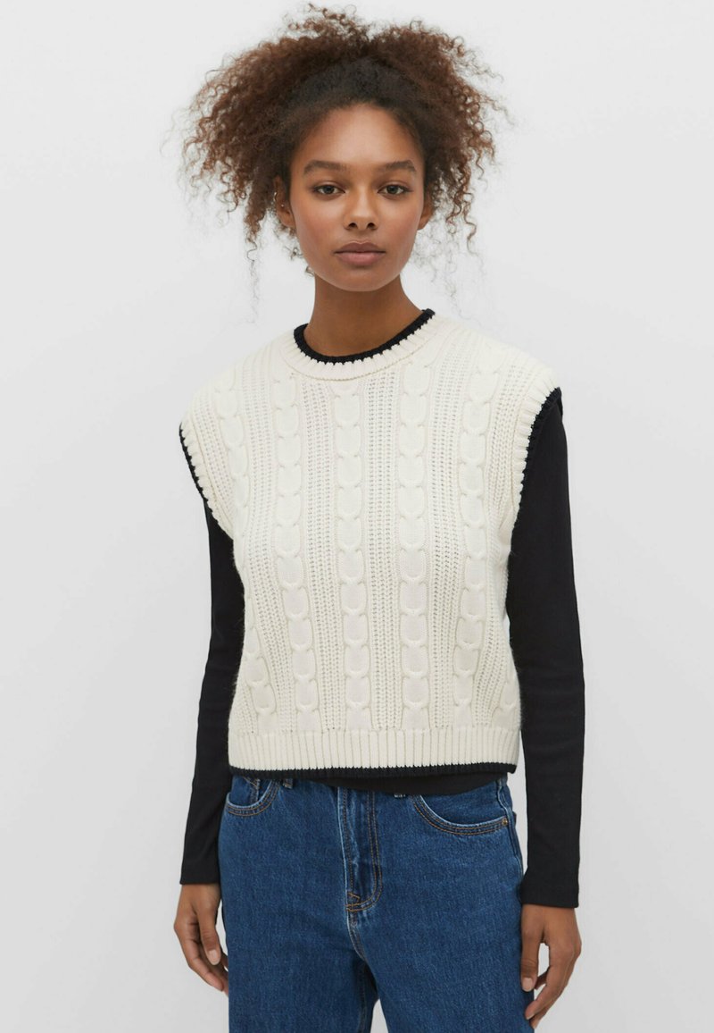 Stradivarius CABLE - Strickpullover - beige