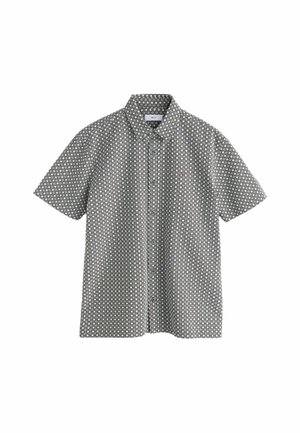 Kurzärmeliges Hemd mit schwarz-weißem, geometrischem Muster, ausgestattet mit einem Hemdkragen mit Knöpfen und einem kleinen Markenakzent auf der Brust.