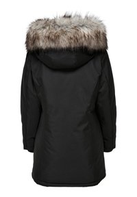Zwarte winterparka met een capuchon, voorzien van een brede, fluffy, lichtbruin en witte nepbontafwerking, getoond vanuit de achterkant.
