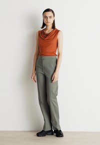 Tiger of Sweden FRANKKA - Παντελόνι - thyme