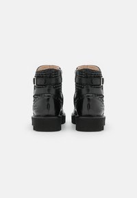 Melvin & Hamilton SELINA 25 - Botines bajos - Black