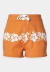 ON ISLAND TIME - Shorts da mare - dried mango