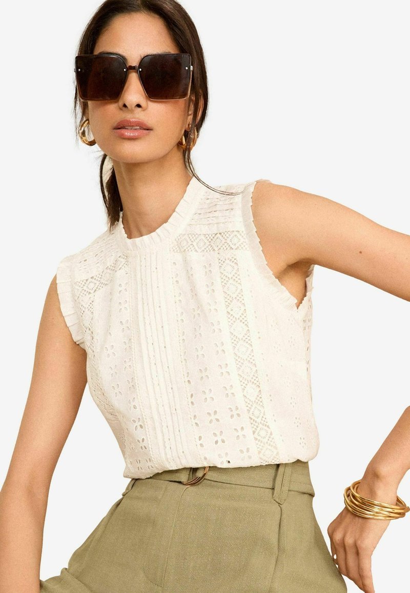 Love & Roses BRODERIE SHELL - REGULAR FIT - Felső - white