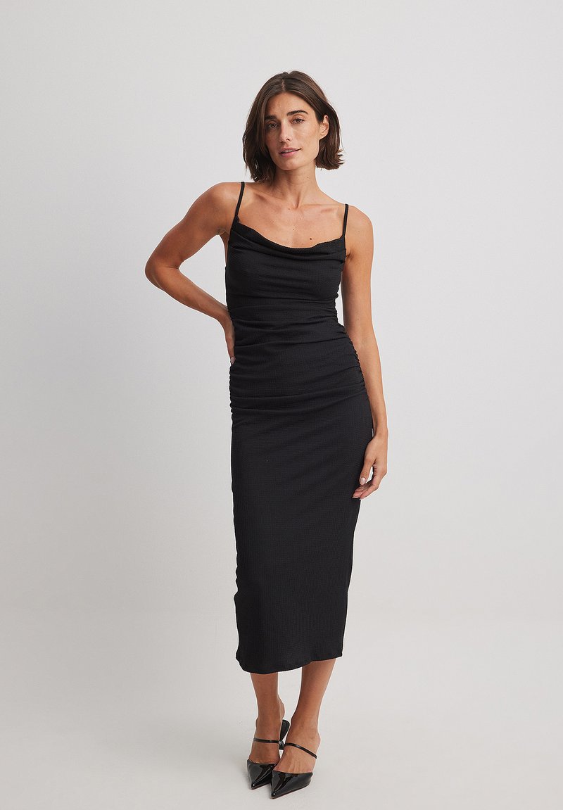 NA-KD Etui-jurk zwart