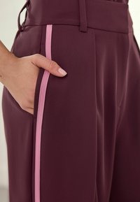 Next Püksid - burgundy red