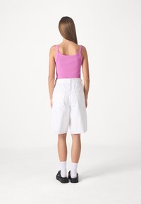 GAP JORT  - Šortai - optic white