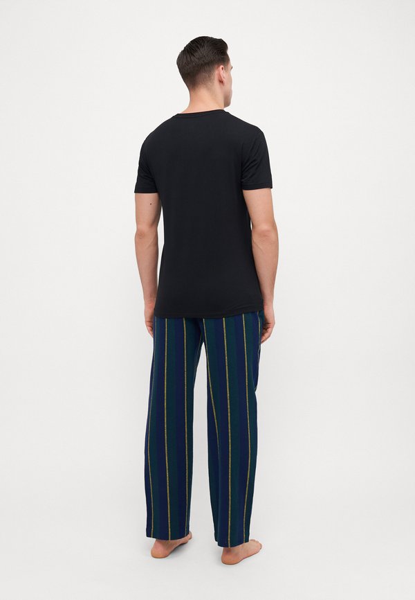 CREW UNDERSHIRT 3 PACK - Undershirt3