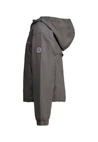 Harmaa kevyt takki, jossa on huppu, elastiset hihansuut, sivutaskut ja pyöreä merkki hihassa. Suora pinta, rento muotoilu.