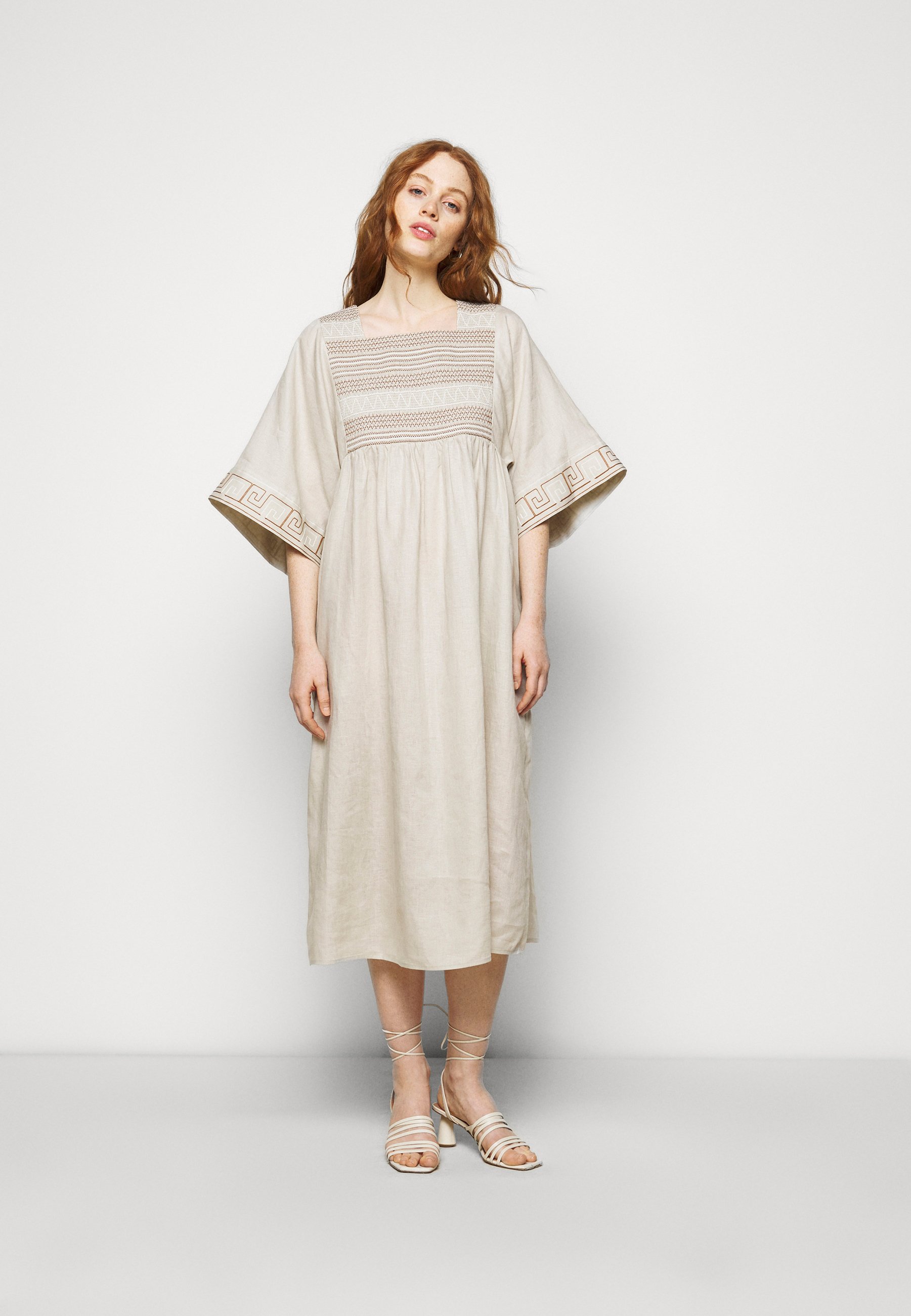 midi caftan