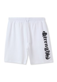 Pantaloni corti bianchi con un elastico in vita e cordino. Testo nero "forza" stampato verticalmente sul lato sinistro. Texture del tessuto morbida.