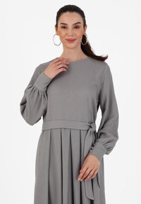 Modanisa TYPE - Maxi šaty - reseda green