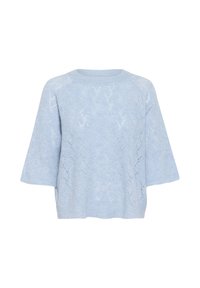 Gaiši zils adīts džemperis ar īsām piedurknēm, ar teksturētu, lapu līdzīgu rakstu un apaļu kakla izgriezumu. Mīksts materiāls ar brīvu piegriezumu.